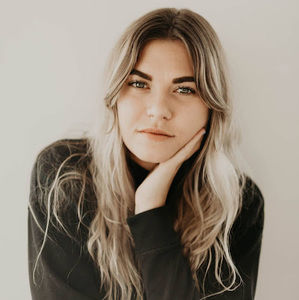 Meet your Posher, Annie